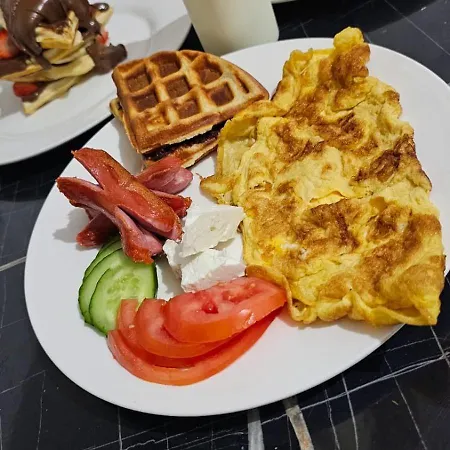 Square 11 Apartment Tirana